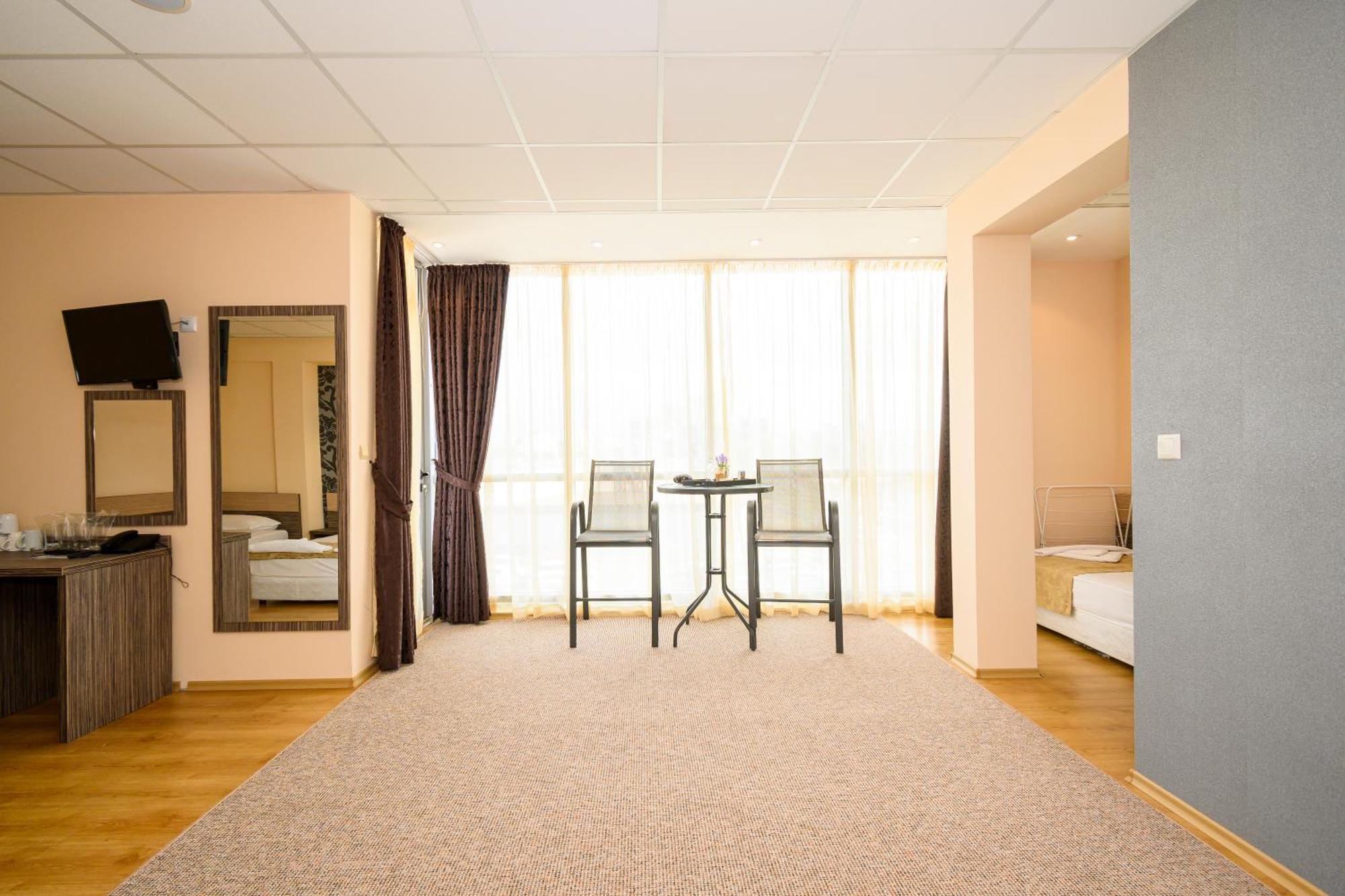 Hotel City Burgas Exterior foto